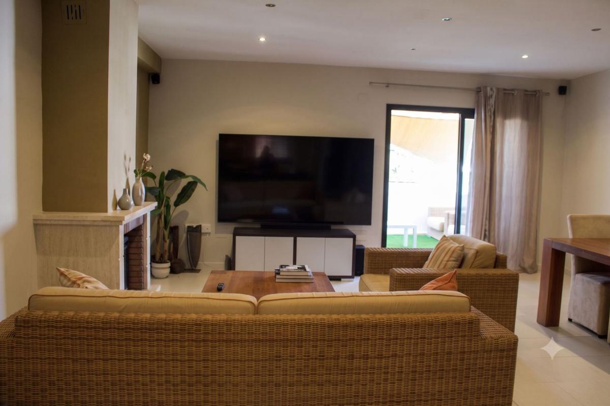 Properties for sale and rent in Spain photo 5