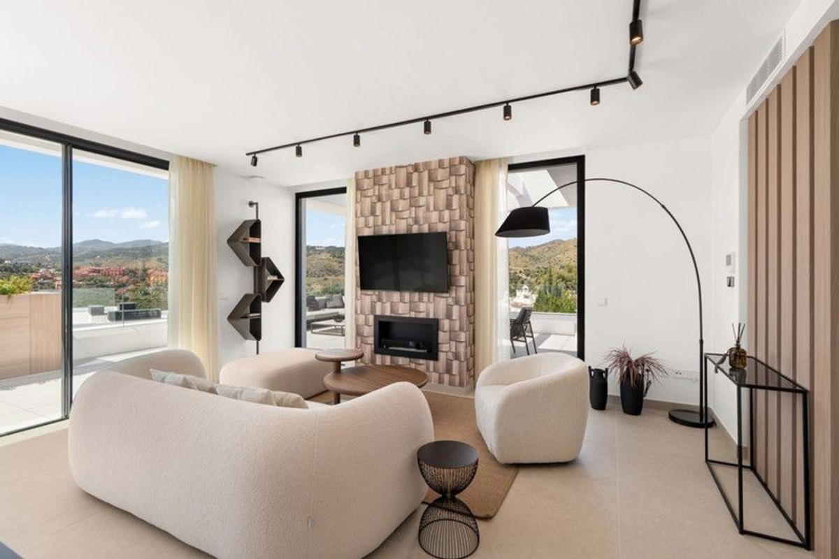 Venta de duplex en Dúplex en Calle Alta, 29604, Cabopino - Artola, Marbella, Marbella photo 3
