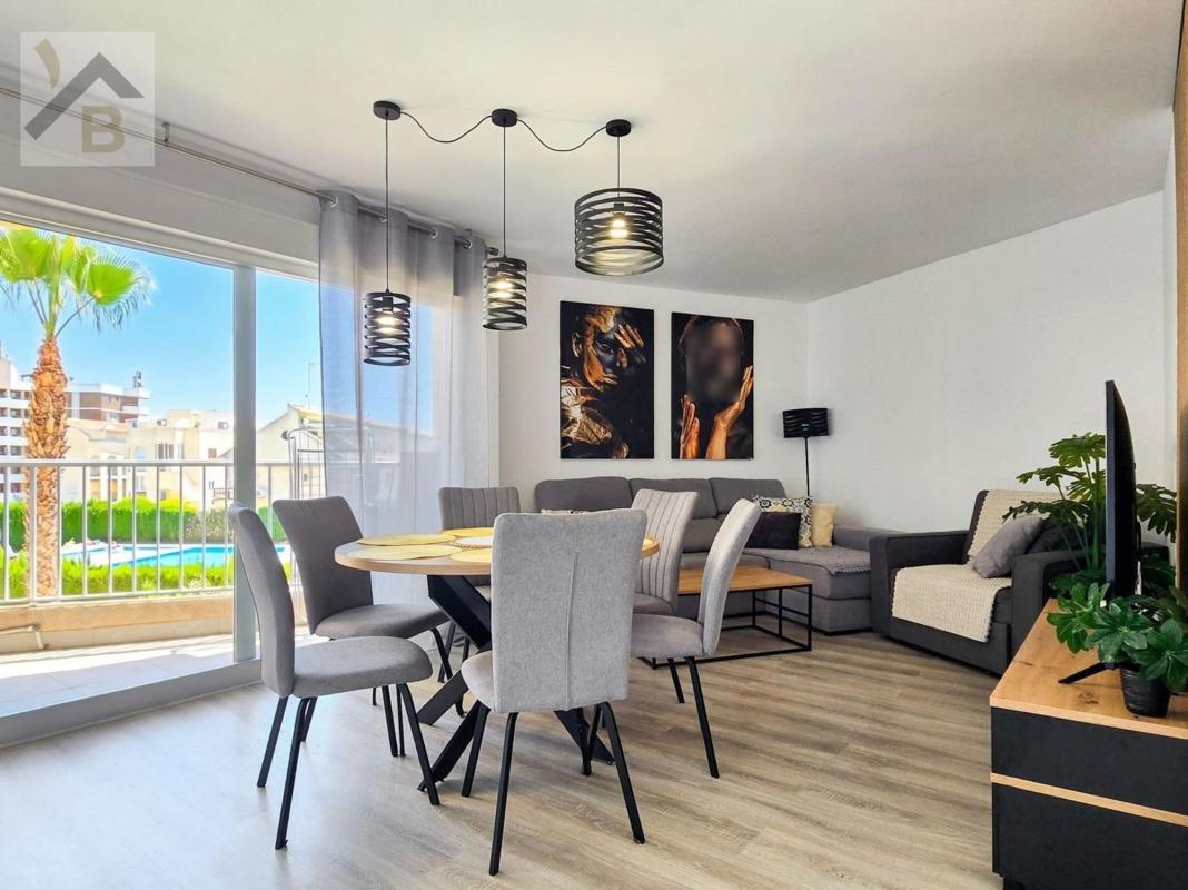 Sale of apartment in Piso en La Zenia, Orihuela, Orihuela
photo 1