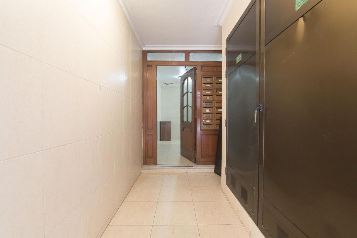 Sale of apartment in Piso en Calle Porta de les Tafulles, 22, Centro, Elche / Elx, Elche / Elx
photo 4