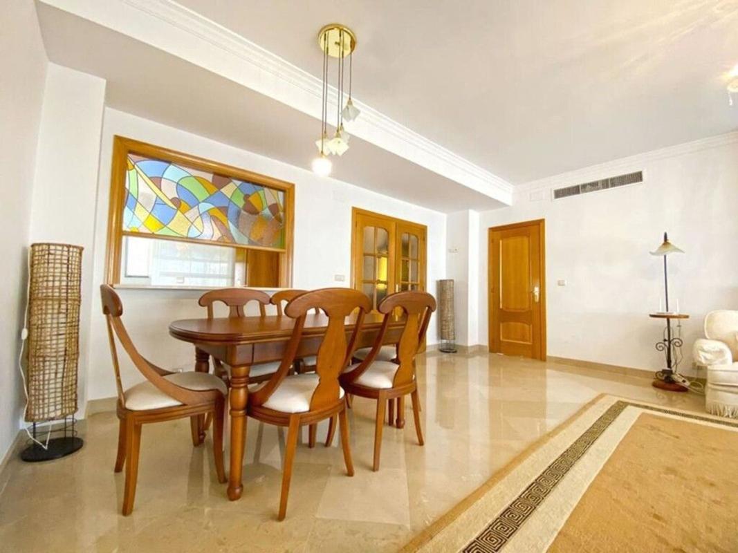 Venta de piso en Piso en La Carolina-Guadalpín, Marbella, Marbella
 photo 3