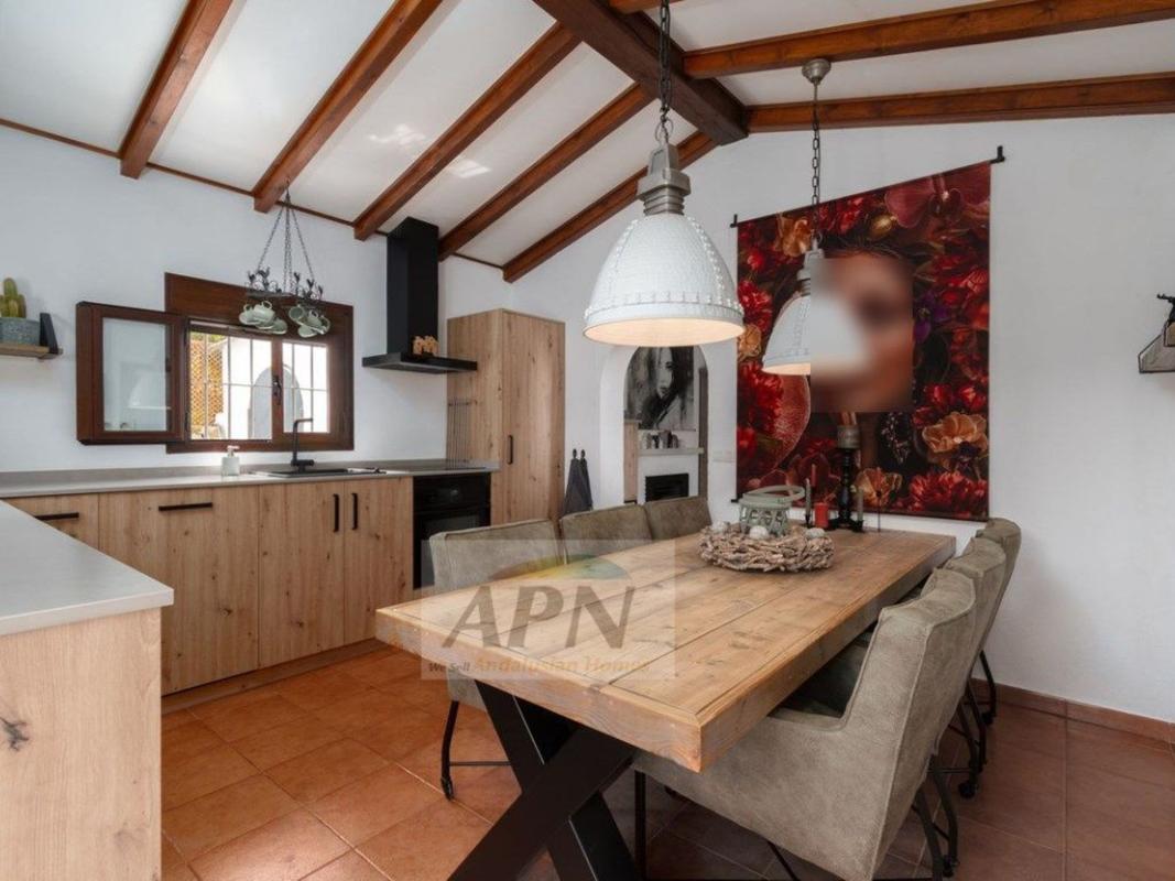 Недвижимость на продажу и в аренду в Испании photo 5