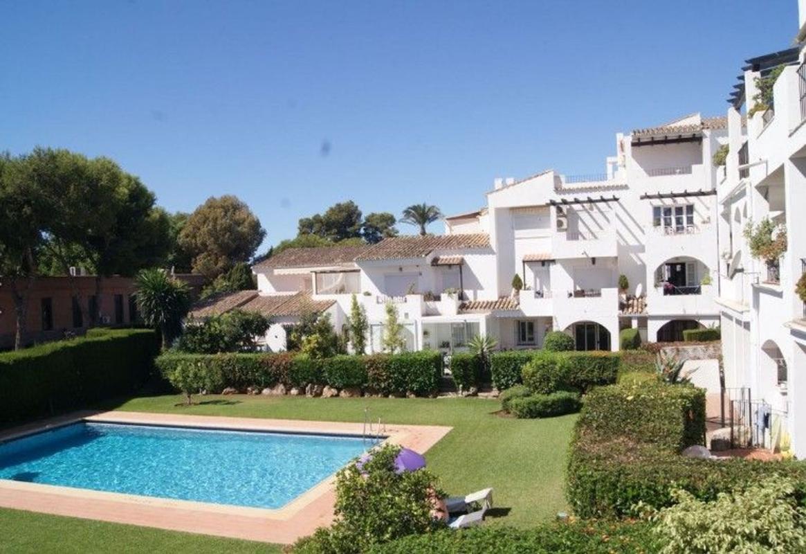 Venta de piso en Piso en Calle de Sabinillas, 36, Paraiso-Barronal, Estepona, Estepona
photo 5