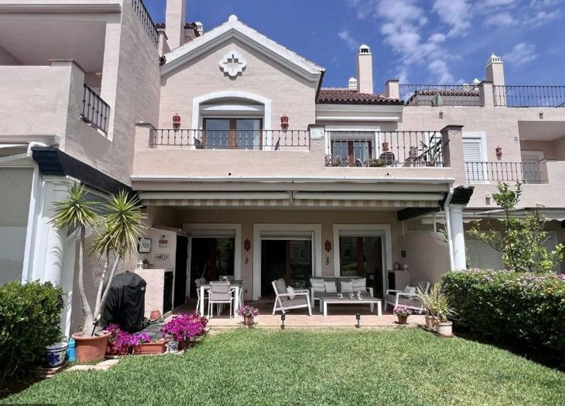 Properties for sale and rent in Spain photo 2