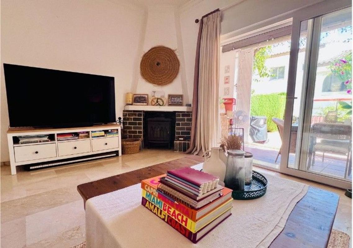 Properties for sale and rent in Spain photo 5