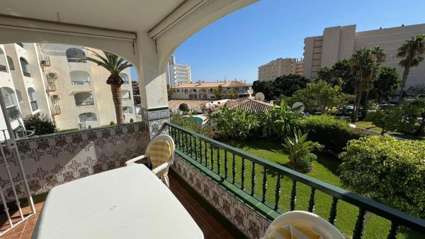 Sale of flat in Piso en La Carihuela - Los Nidos, Torremolinos, Torremolinos
 photo 2