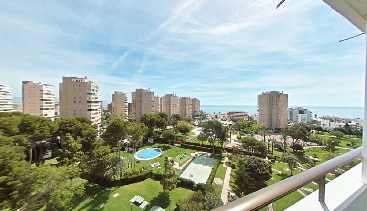 Venta de piso en Piso en Playamar - Benyamina, Torremolinos, Torremolinos
photo 1