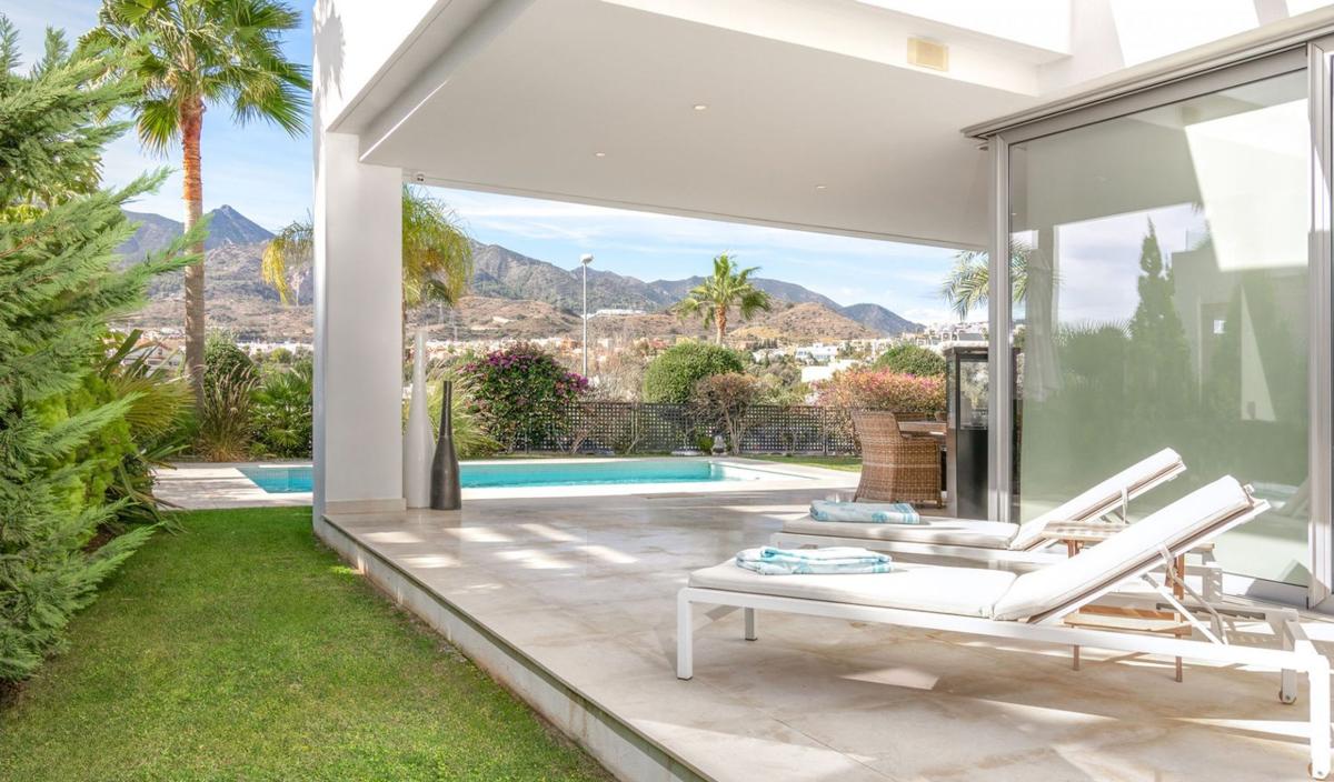 Properties for sale and rent in Spain photo 2