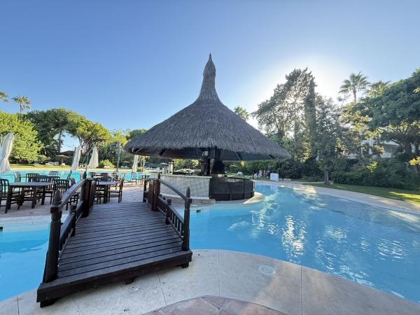 Аттик на продажу в  Ático en Guadalmina Baja, Marbella, Марбелла photo 1
