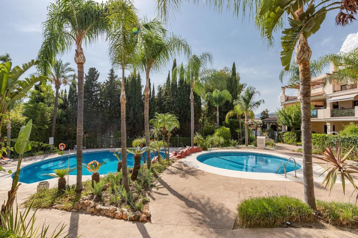 Venta de piso en Piso en Calle Luis Morales, 108, La Dama de Noche-La Alzambra, Marbella, Marbella
photo 4