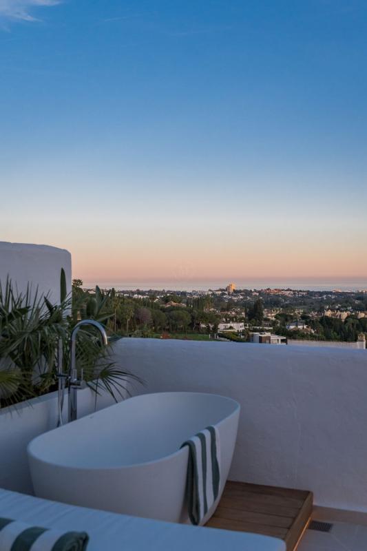Продажа дуплекса на Dúplex en Los Naranjos, Marbella, Марбелла photo 5