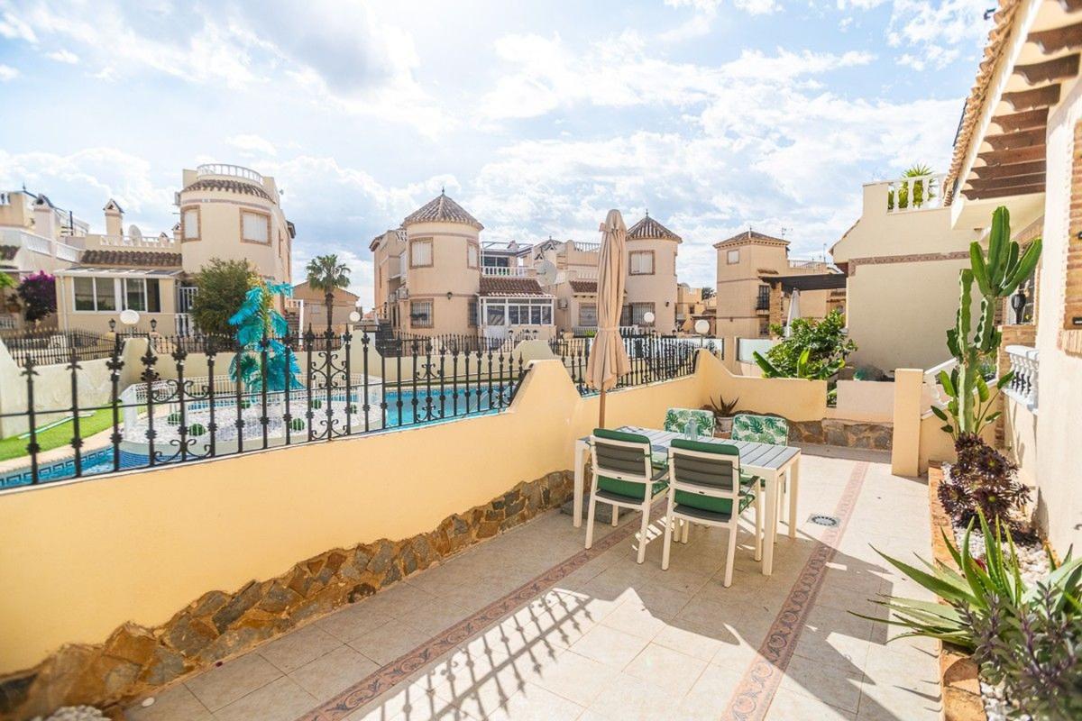 Продажа отдельного шале в Casa o chalet en La Chismosa, Orihuela, Ориуэла photo 2