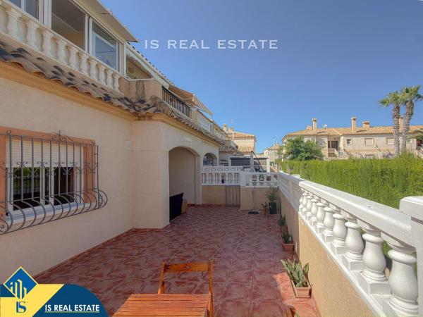 Casa o chalet independiente en Aguas Nuevas, Torrevieja photo 1
