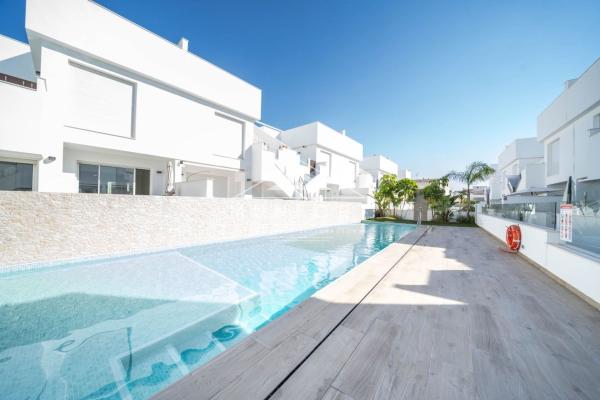 Venta de piso en Piso en Zona Pueblo, Pilar de la Horadada, Pilar de la Horadada
photo 1
