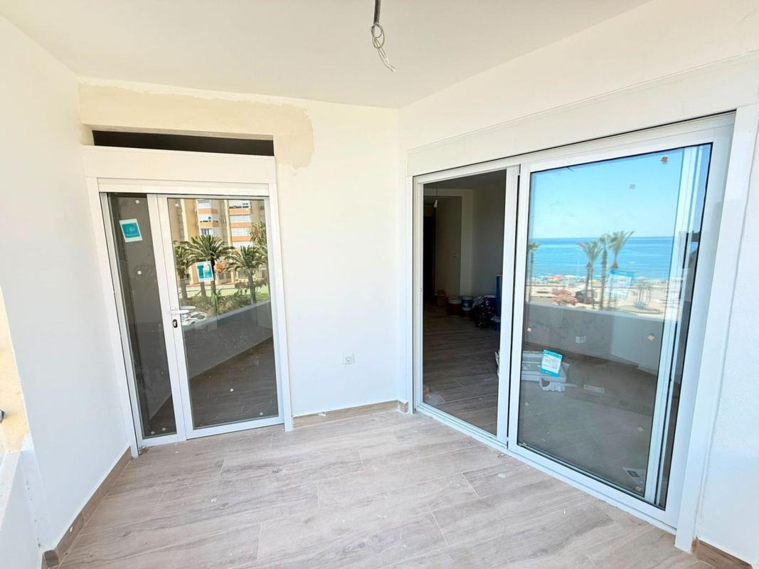 Sale of apartment in Piso en Avenida Europa, Centro Internacional, Torrox, Torrox
 photo 3