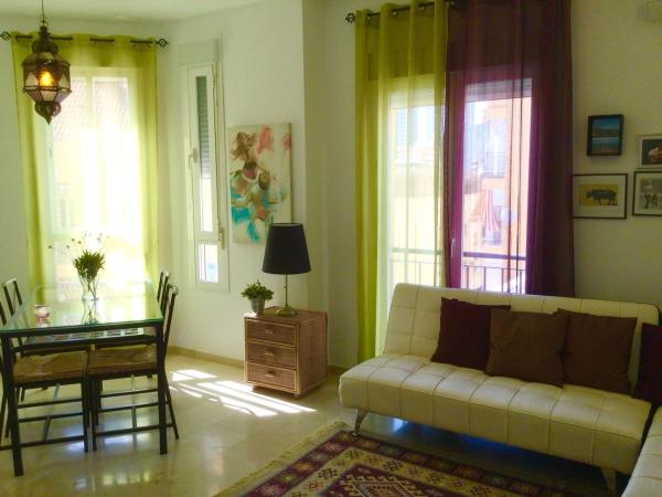 Sprzedaż mieszkania w Piso en El Molinillo - Capuchinos, Málaga, Málaga
photo 1