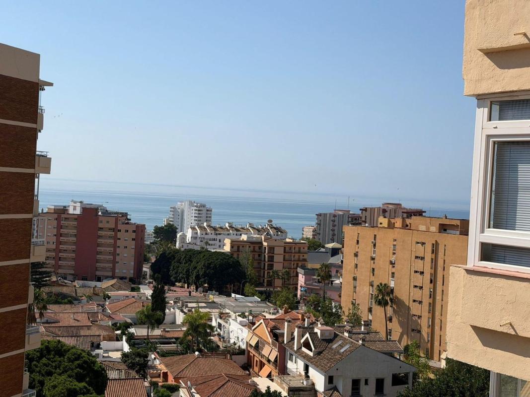 Sale of apartment in Piso en Arroyo de la Miel, Benalmádena, Benalmádena
photo 4