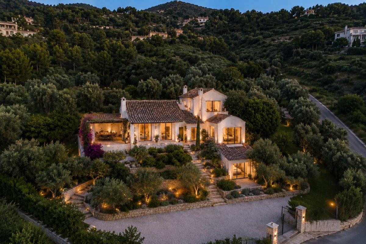 Properties for sale and rent in Spain photo 1