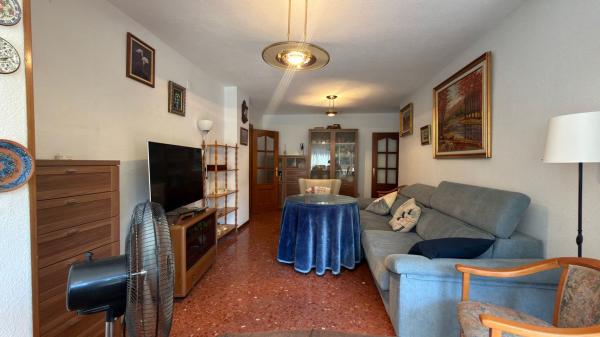 Sale of flat in Piso en Calle Gordón, Cristo de la Epidemia, Málaga, Málaga
 photo 2