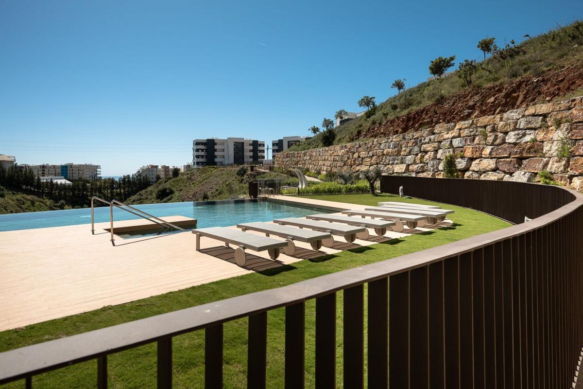 Продажа квартиры на Piso en Avenida 8 de Marzo, 35, El Higuerón, Fuengirola, Фуэнхирола
photo 2