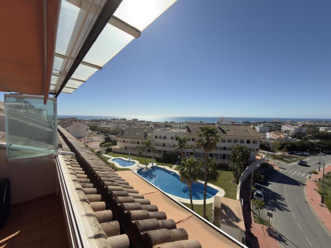 Продажа квартиры на Piso en Calle Ciudad de Ceuta, Arroyo de la Miel, Benalmádena, Бенальмадена
photo 4