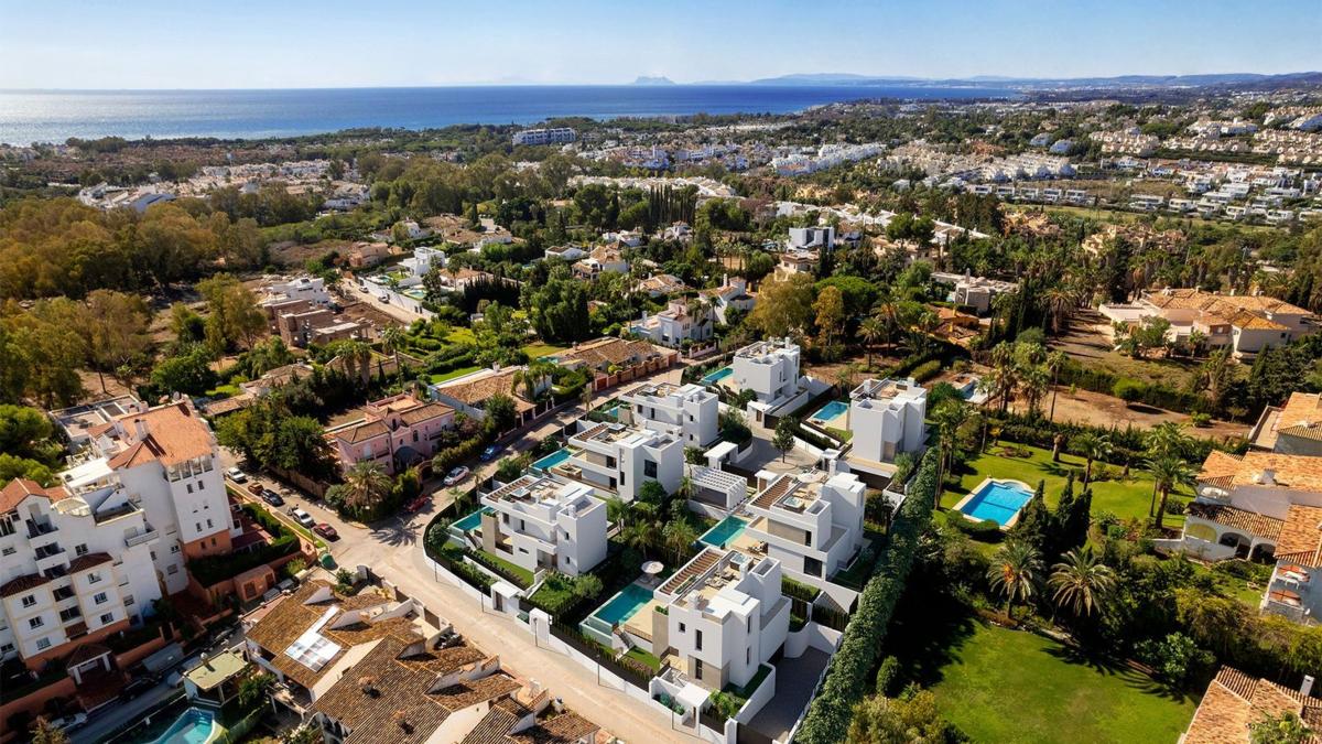 Properties for sale and rent in Spain photo 2