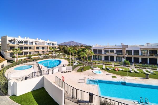 Продажа квартиры на Piso en Nueva Atalaya, Estepona, Эстепона
 photo 2