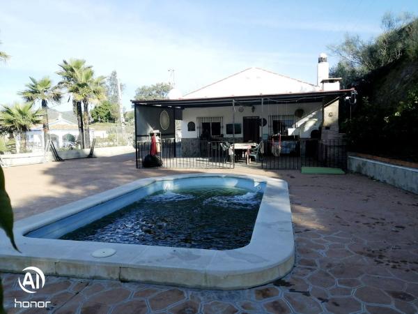 Chalet adosado en Calle Sexmo, Estación, Cártama photo 1