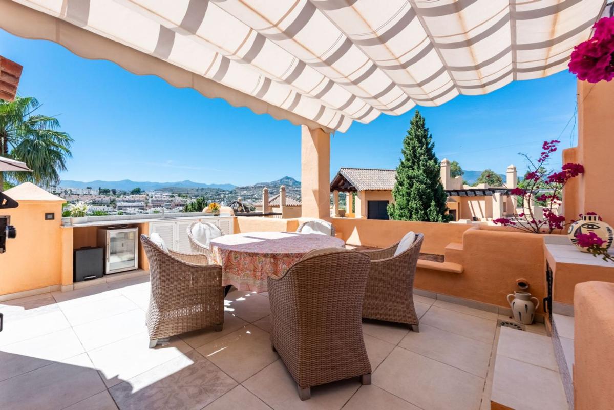 Продажа дуплекса на Dúplex en Nueva Atalaya, Estepona, Эстепона photo 2