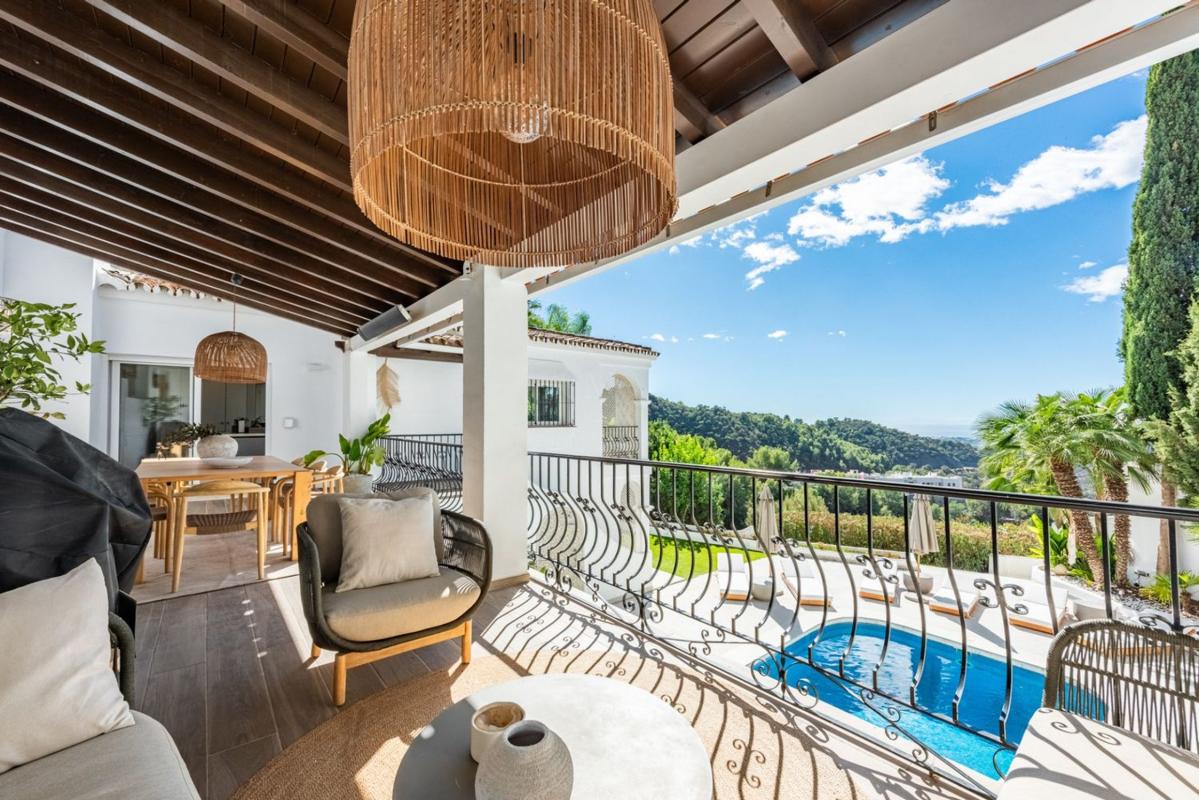 Properties for sale and rent in Spain photo 2