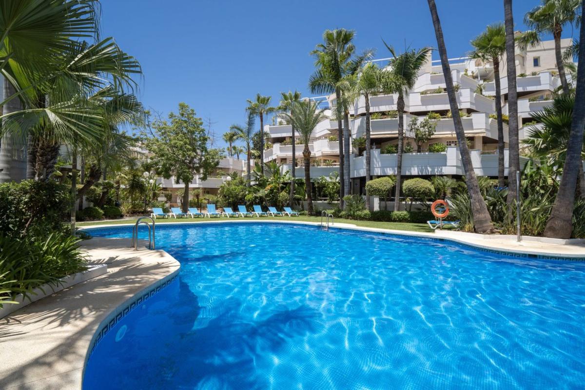 Venta de piso en Piso en Aloha, Marbella, Marbella
photo 1
