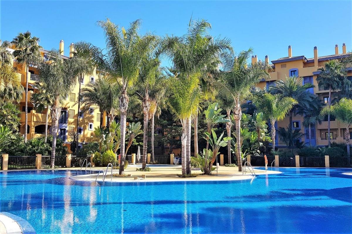 Sprzedaż mieszkania w Piso en Linda Vista-Nueva Alcántara-Cortijo Blanco, Marbella, Marbella
photo 1