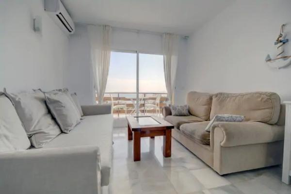 Sale of flat in Piso en Calle Kai Alde, 19, Puerto de Estepona, Estepona, Estepona
thumbnail 1