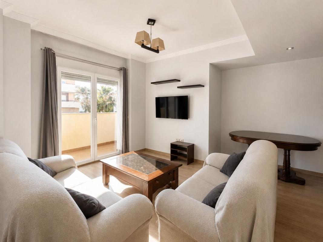Venta de piso en Piso en Pasaje Marineros, Camino Viejo de Málaga, Vélez-Malaga, Vélez-Malaga
photo 2
