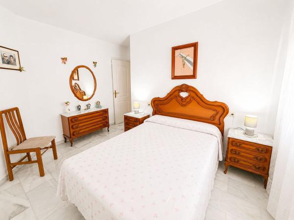 Sale of flat in Piso en Calle Sagitario, Arroyo de la Miel, Benalmádena, Benalmádena
 photo 1