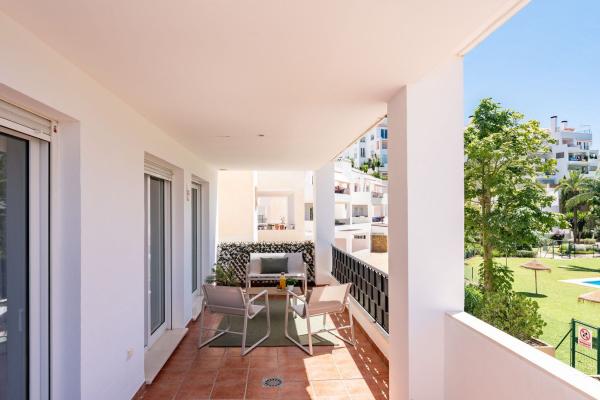 Sale of flat in Piso en Ronda Golf Este, 5, Cortijo Torrequebrada, Benalmádena, Benalmádena
 photo 2