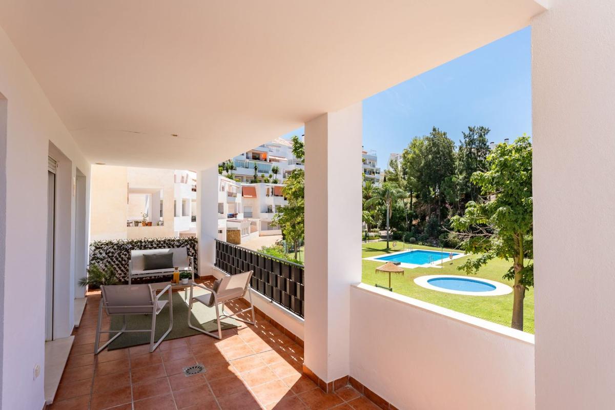 Sale of apartment in Piso en Ronda Golf Este, 5, Cortijo Torrequebrada, Benalmádena, Benalmádena
 photo 3