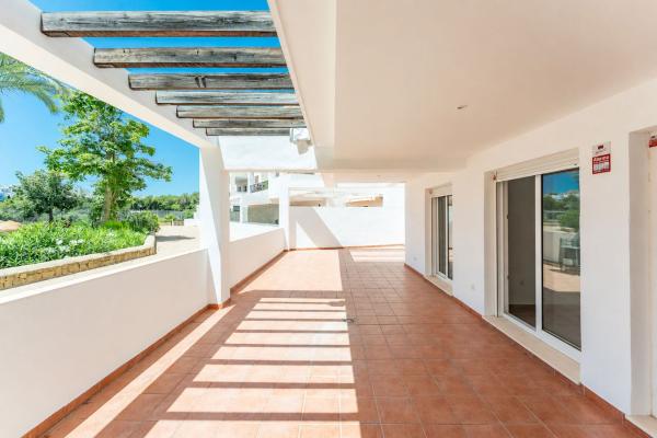 Sale of flat in Piso en Ronda Golf Este, 5, Cortijo Torrequebrada, Benalmádena, Benalmádena
 photo 2