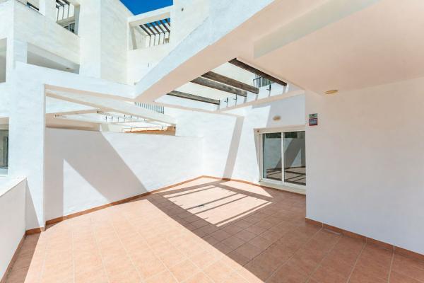 Sale of flat in Piso en Ronda Golf Este, 5, Cortijo Torrequebrada, Benalmádena, Benalmádena
 photo 4