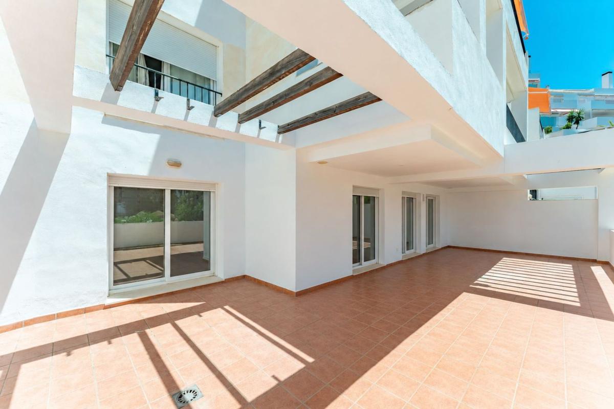 Sprzedaż mieszkania w Piso en Ronda Golf Este, 5, Cortijo Torrequebrada, Benalmádena, Benalmádena
photo 5