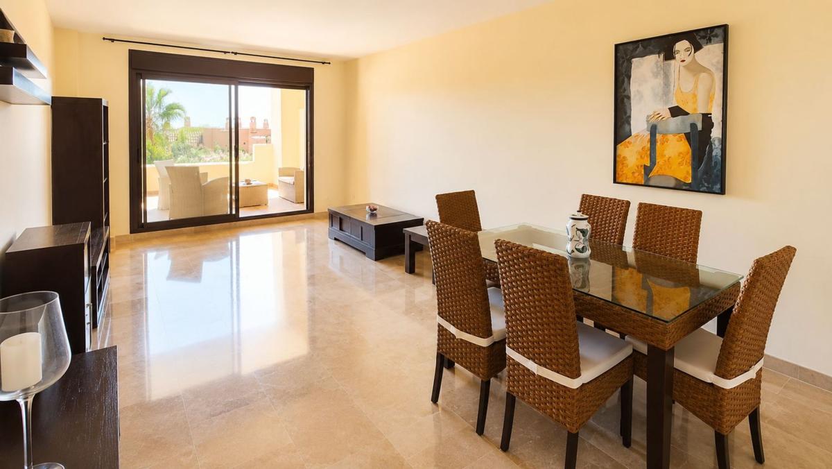 Venta de piso en Piso en E-1, La Duquesa, Manilva, Manilva
photo 2