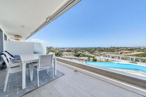 Продажа квартиры на Piso en Camino Loma de Retamar, Cancelada, Estepona, Эстепона
 photo 1
