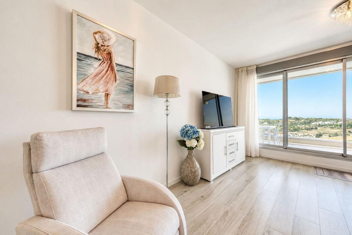 Продажа квартиры на Piso en Camino Loma de Retamar, Cancelada, Estepona, Эстепона
 photo 5