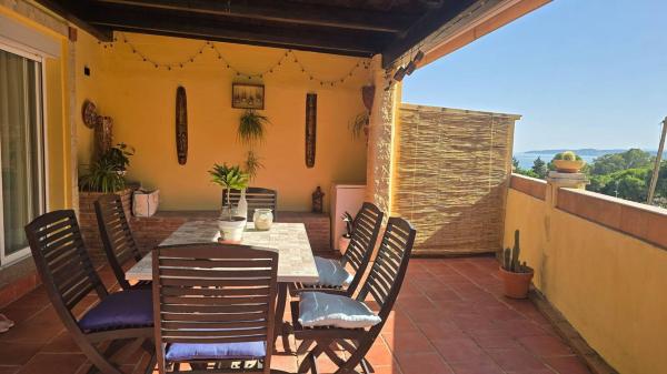 Chalet pareado en Calle Piña, Seghers, Estepona photo 1