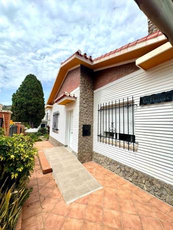 Casa o chalet independiente en Calle Aragón, El Palo, Málaga photo 2