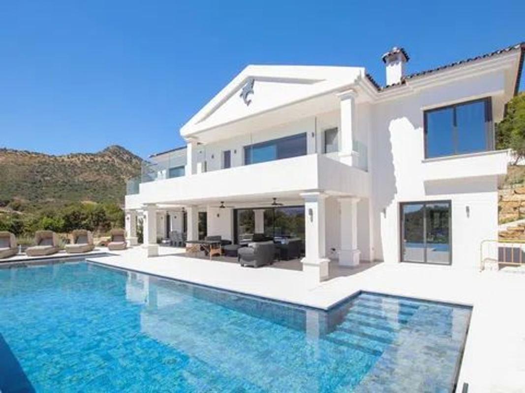 Properties for sale and rent in Spain photo 2