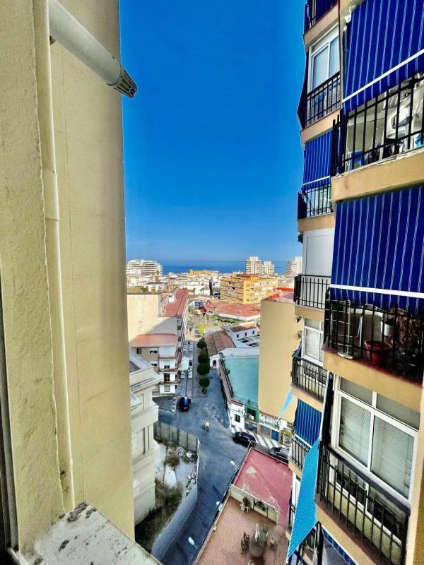 Venta de piso en Piso en Isabel Manoja, Manantiales - Estación de Autobuses, Torremolinos, Torremolinos
photo 3