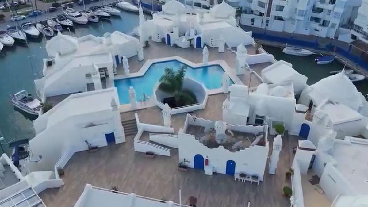 Penthouse sale in  Ático en Avenida Juan Sebastian Elcano, Solymar - Puerto Marina, Benalmádena, Benalmádena photo 2