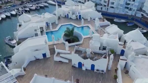 Penthouse for sale at  Ático en Avenida Juan Sebastian Elcano, Solymar - Puerto Marina, Benalmádena, Benalmádena photo 2