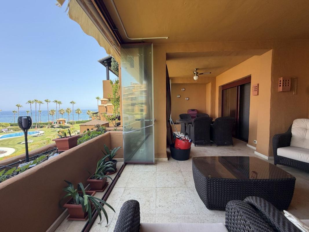 Sale of apartment in Piso en Urbanization Alcazaba Beach Houses, 26, Punta Plata, Estepona, Estepona
photo 2